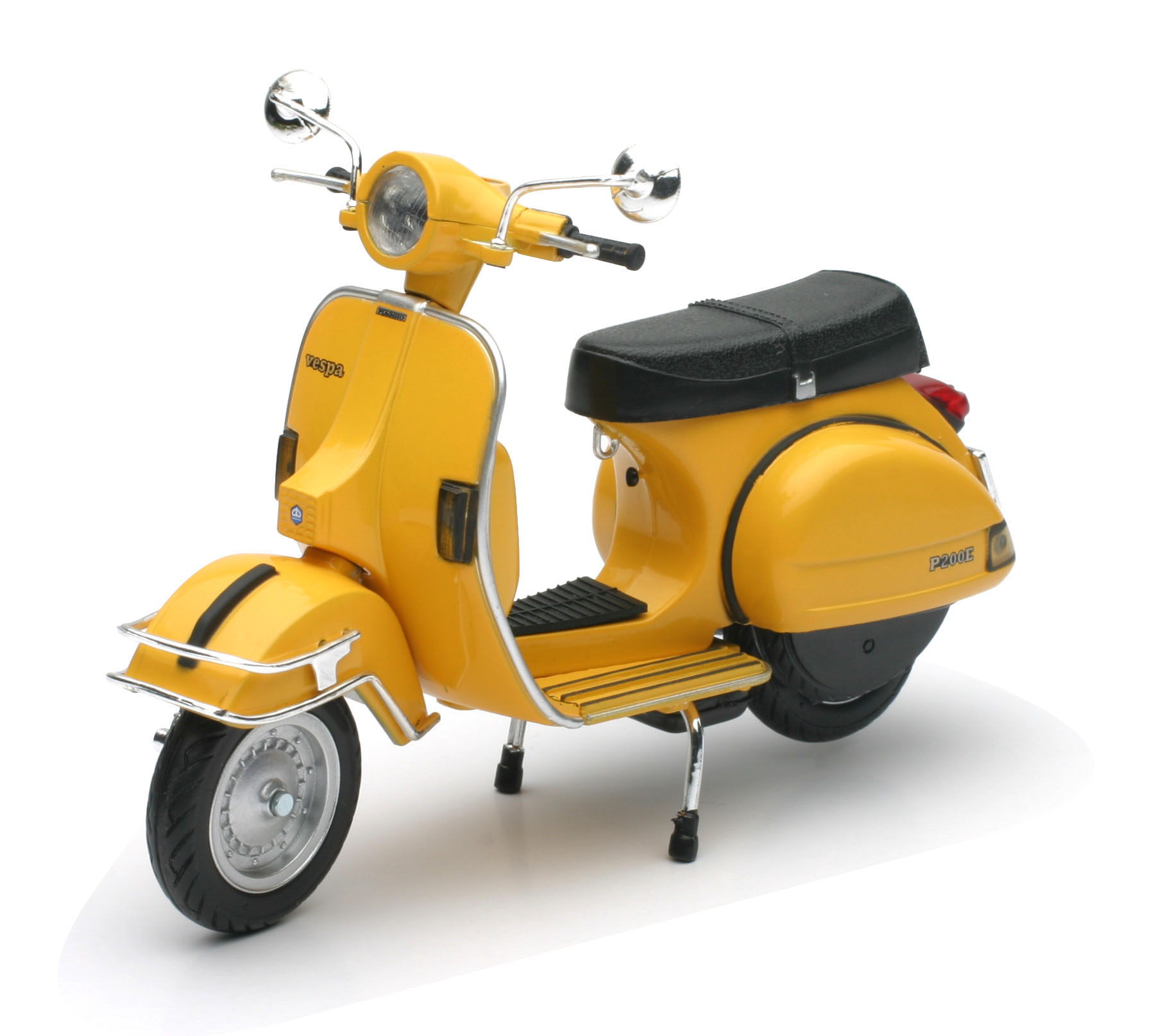 Vespa P200E 1978 Geel - 1:12